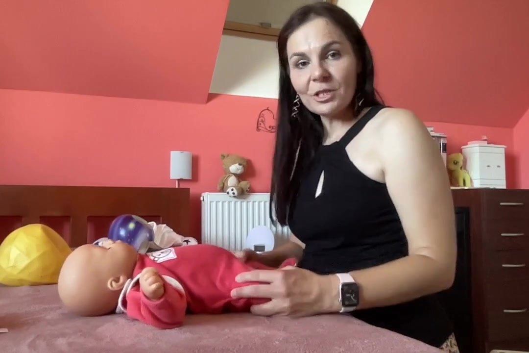 Hry s loptou a prvý úchop – video, radí Lucie Hladká