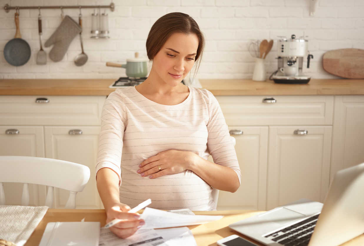 Ako komunikovať s úradmi počas tehotenstva a po pôrode