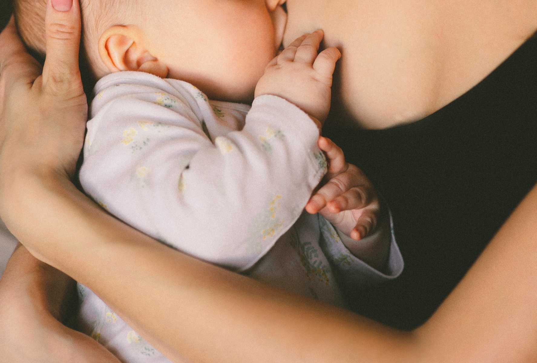 Sprievodca prvými dňami dojčenia