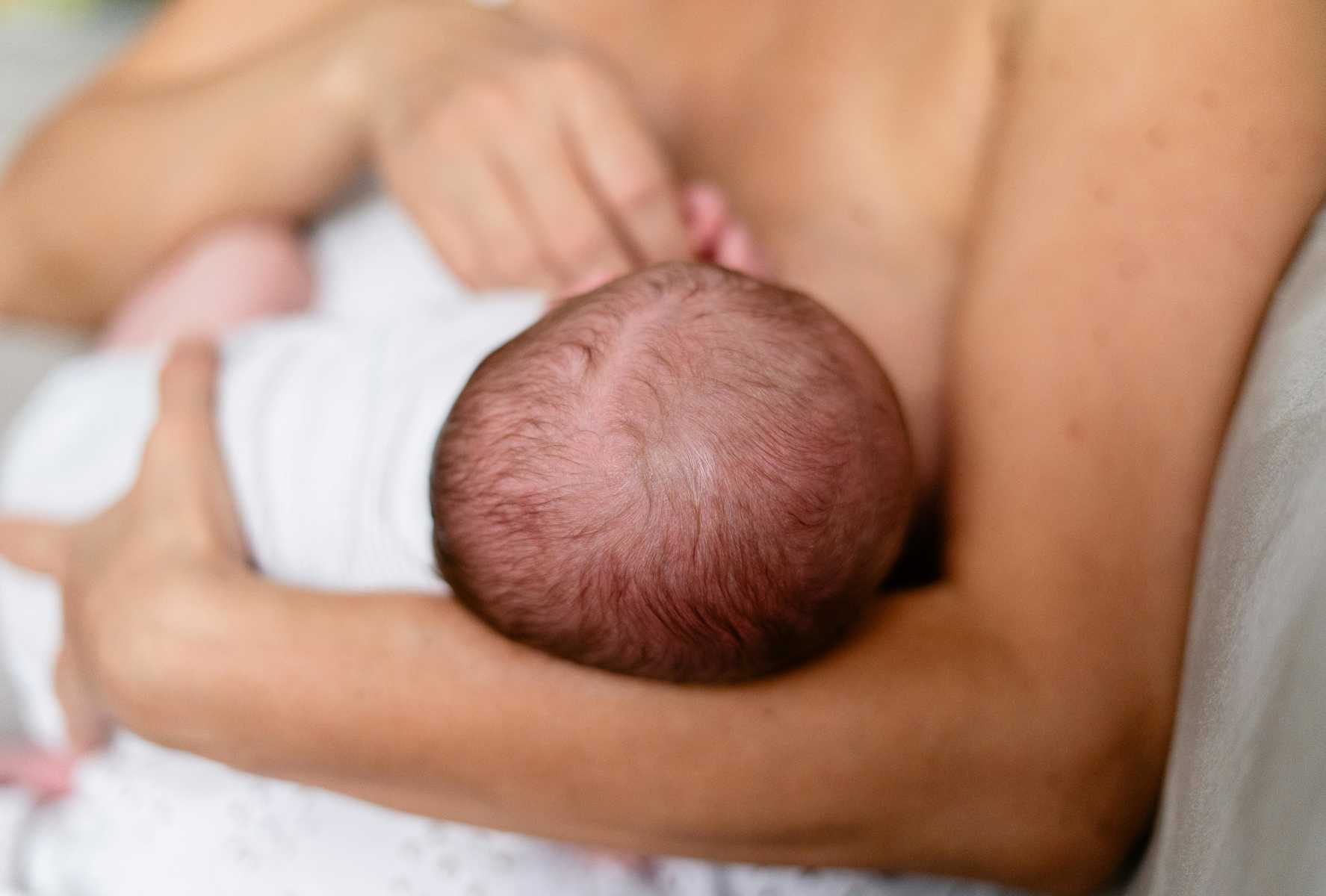 Sprievodca prvými dňami dojčenia