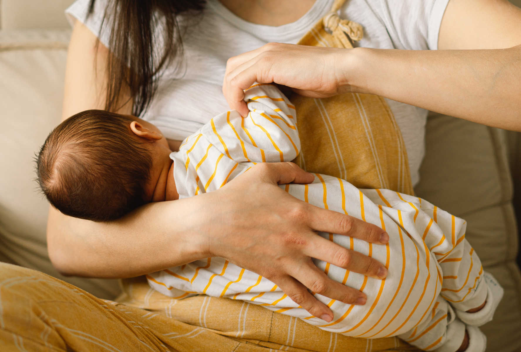 Sprievodca prvými dňami dojčenia